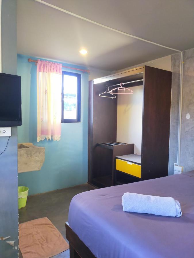 9 Hostel Τσιάνγκ Μάι Εξωτερικό φωτογραφία