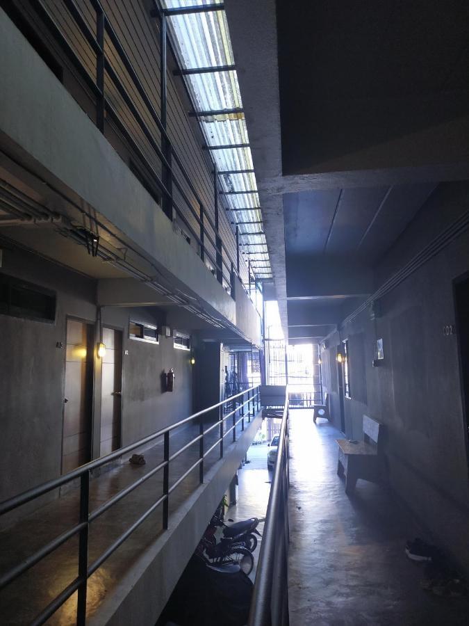 9 Hostel Τσιάνγκ Μάι Εξωτερικό φωτογραφία