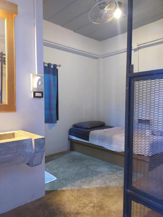 9 Hostel Τσιάνγκ Μάι Εξωτερικό φωτογραφία