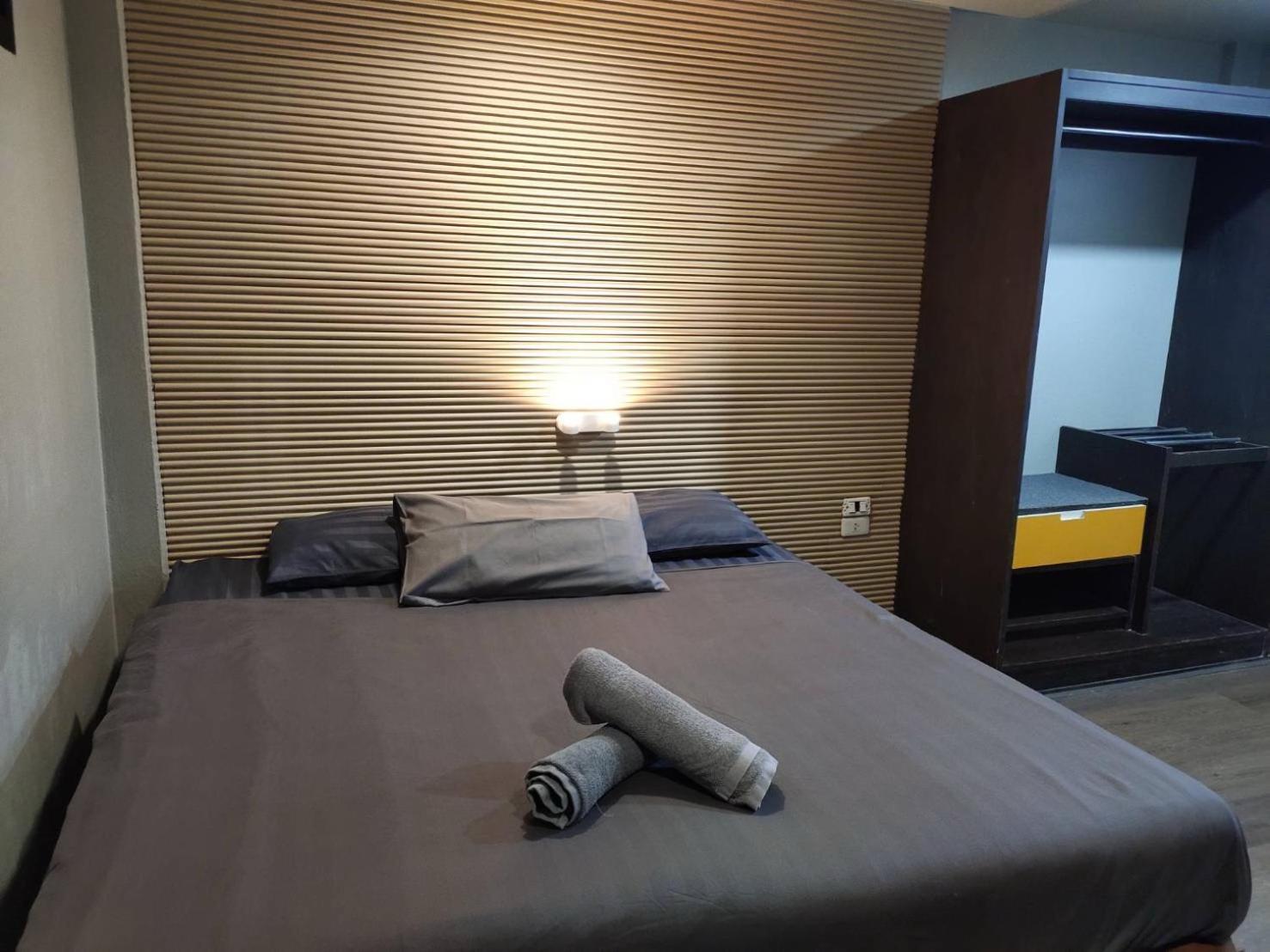 9 Hostel Τσιάνγκ Μάι Εξωτερικό φωτογραφία